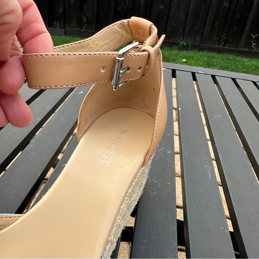 Nine West Ariela Espadrilles wedge platform light blue tan women's size 8 EUC